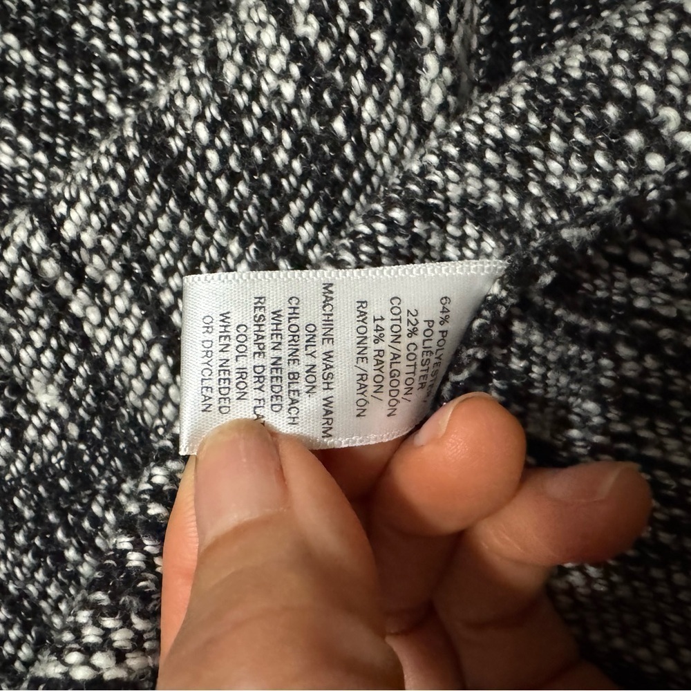 Stylish Black and White/gray  Knit Cardigan - Picture 4 of 5